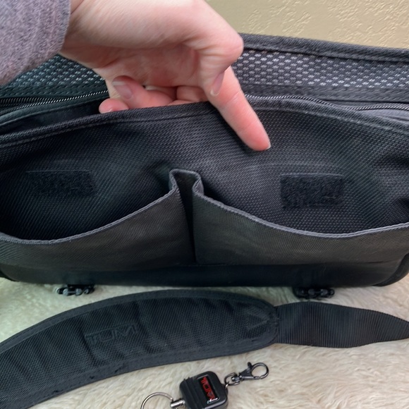 Tumi Messenger Laptop Bag - Picture 9 of 16